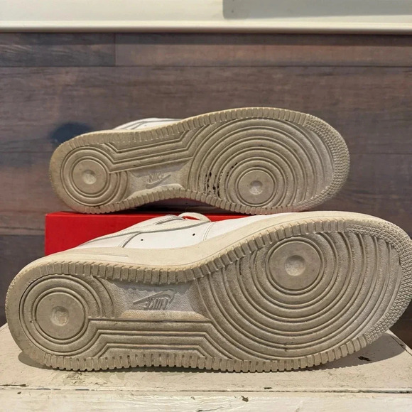 Nike Air Force 1 315122-111 size 11.5 Men's Triple White Sneakers - Picture 9 of 10